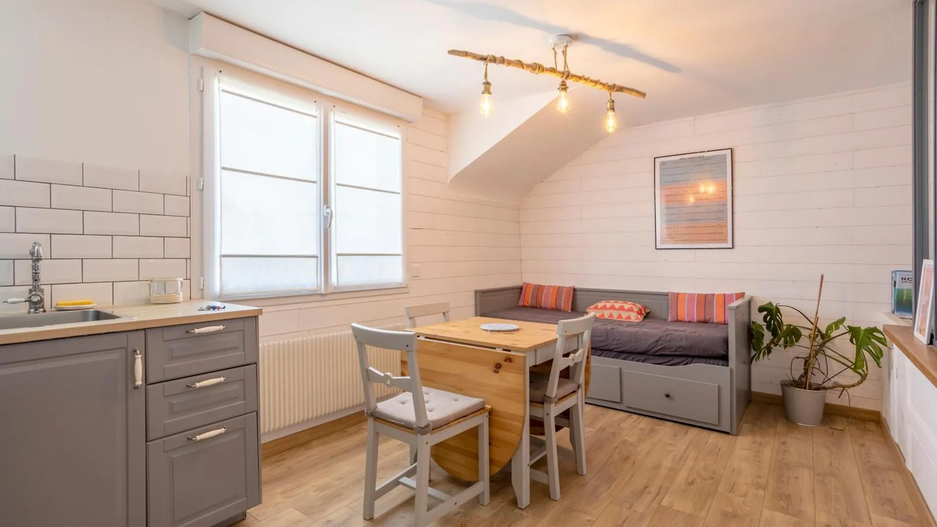Apartmán Loft Avec Jardin 5Min De La Torche Plomeur 0*,  Francie